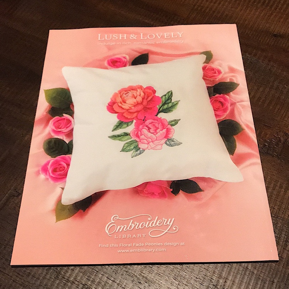 2 DESIGNS IN MACHINE Embroidery Magazines - Picture 6 of 11
